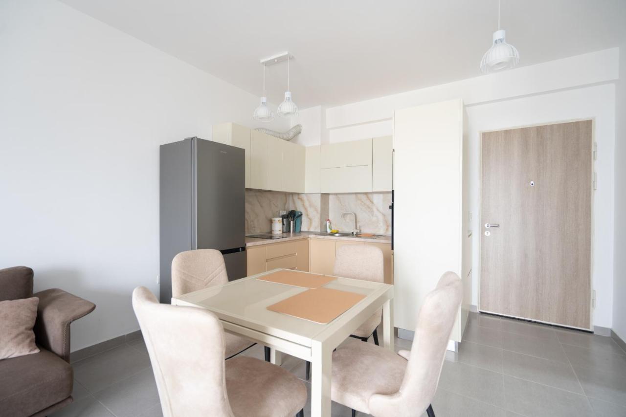 Apartment In The Village With A Sea View Влёра Экстерьер фото
