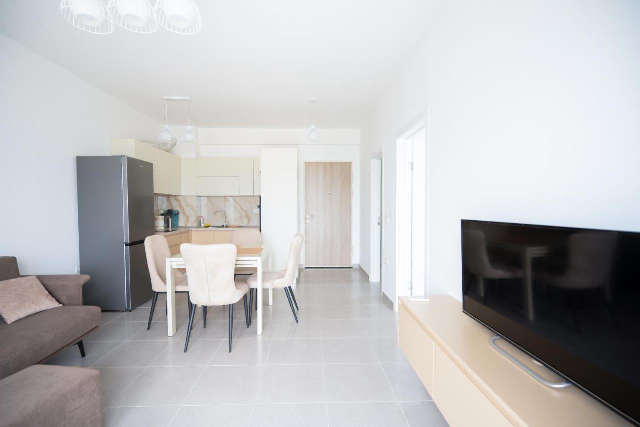 Apartment In The Village With A Sea View Влёра Экстерьер фото